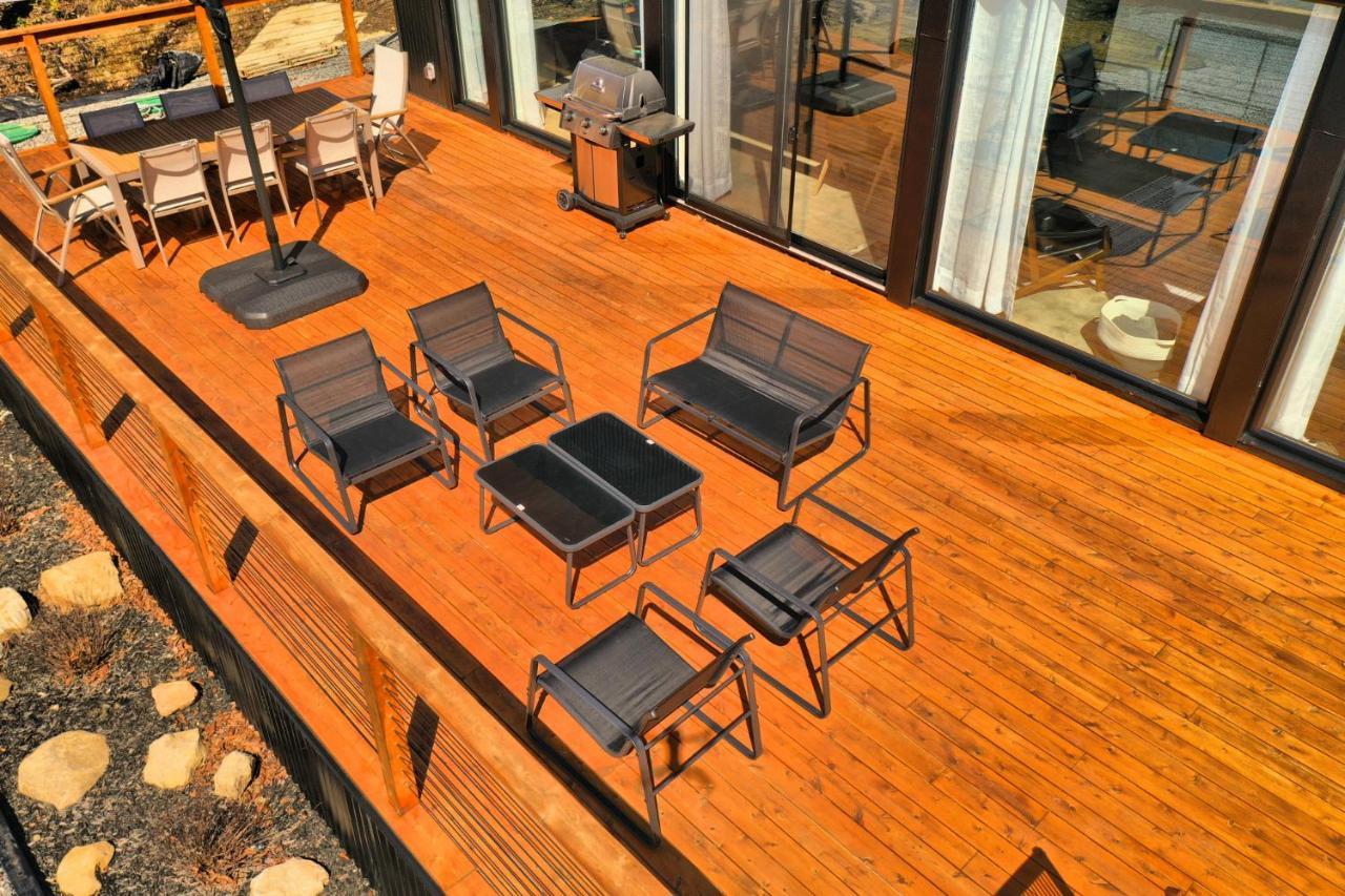 Kallm-Mont-Tremblant Chalet With Hot Tub, Pond & Beach On Private 7Acre Estate Lac-Superieur Εξωτερικό φωτογραφία