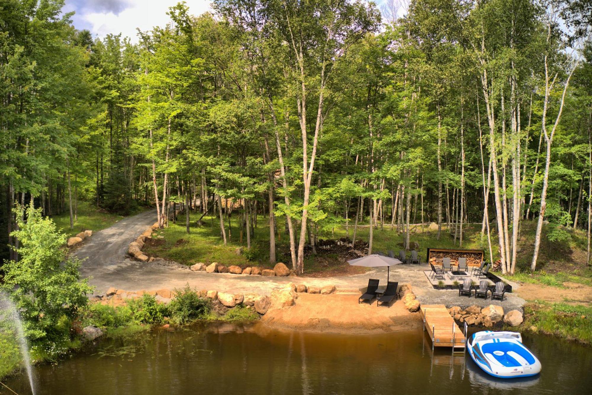 Kallm-Mont-Tremblant Chalet With Hot Tub, Pond & Beach On Private 7Acre Estate Lac-Superieur Εξωτερικό φωτογραφία